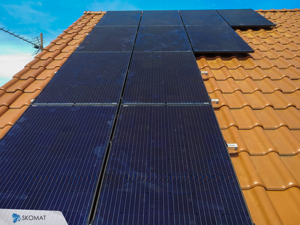 Instalacja Fotowoltaiczna na dachu domu jednorodzinego, realizacja w Krakowie
