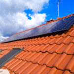 realizacja instalacji fotowoltaiczna na dachu domu w Baranówka