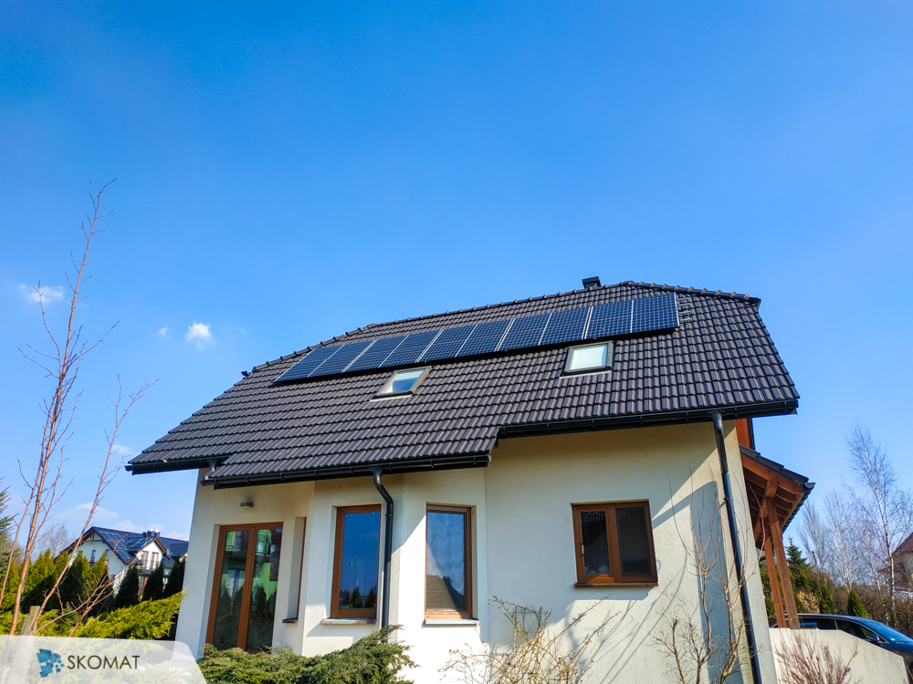 Fotowoltaika Rybna instalacja fotowoltaiczna na dachu domu