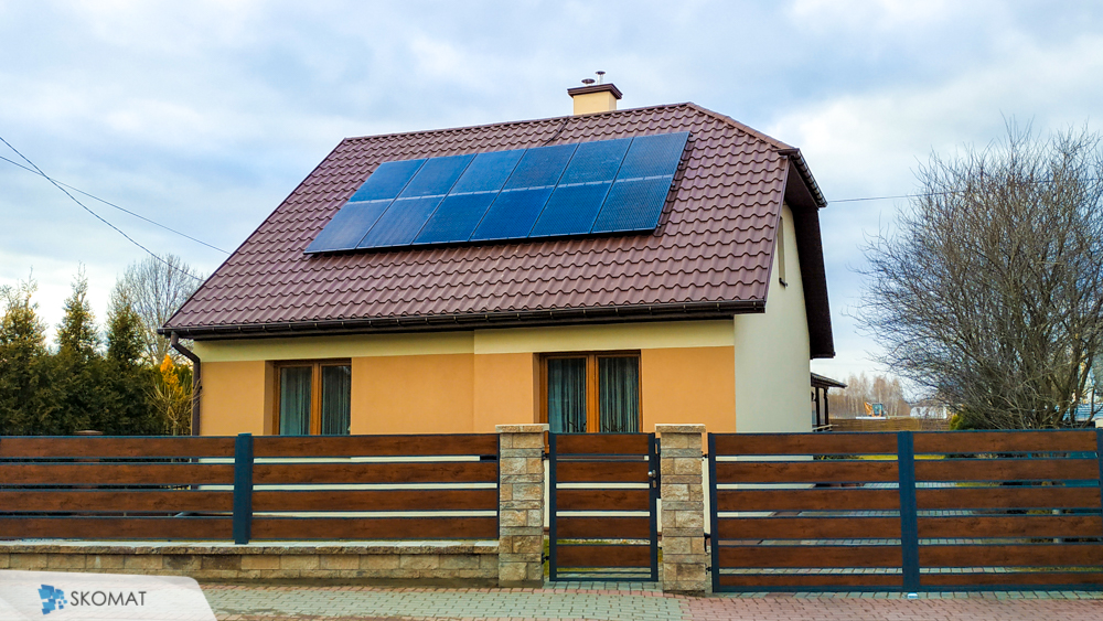 Fotowoltaika Brzesko instalacja na dachu domu jednorodzinnego