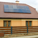Fotowoltaika Brzesko instalacja na dachu domu jednorodzinnego