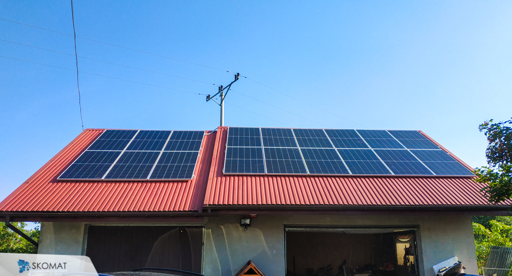 instalacja fotowoltaicznej w Grodkowicach na dachu garażu