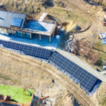 Instalacja fotowoltaiczna na terenie przed domem realizacja Przyszowa