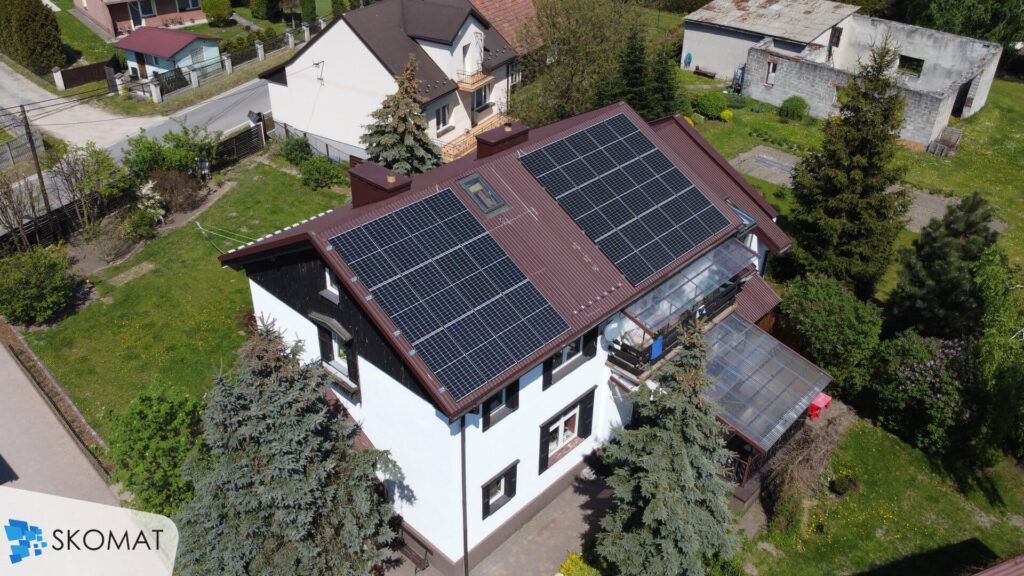 Fotowoltaika na dachu domu realizacja Czarnochowice