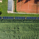 realizacja instalacji fotowoltaicznej na polu w Wysiolek widok z góry