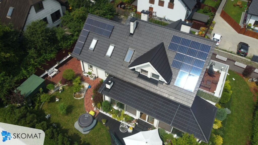 instalacja na dachu domu