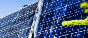 Obrazek wyróżniajacy do wpisu Czy przy pomocy fotowoltaiki można ogrzać dom? Fotowoltaika Tarnów