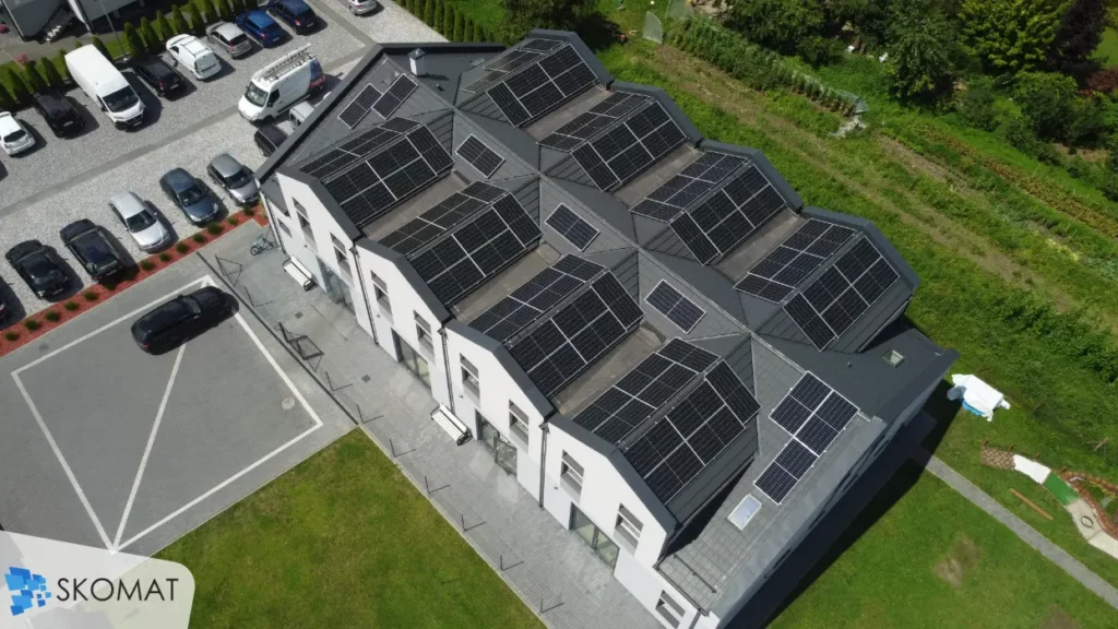 Fotowoltaika na dachu budynku realizacja 46 kWp