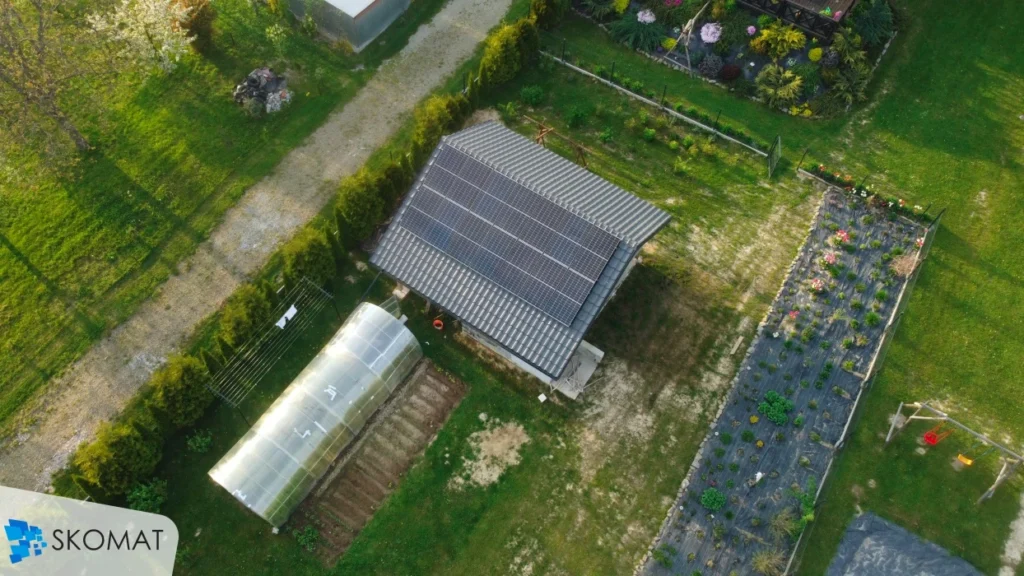 Instalacja fotowoltaiczna na dachu Stróże