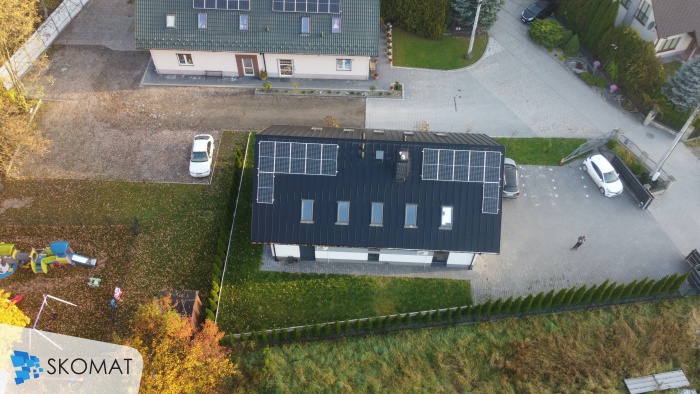 REalizacja instalacji na dachu domu