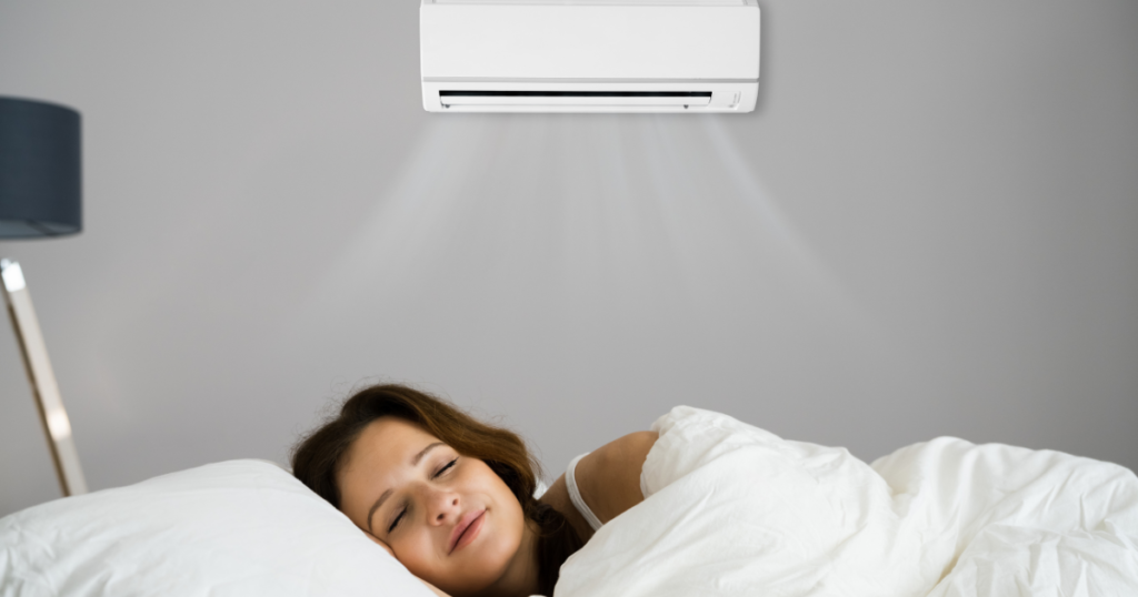 Zamontowana w pokoju klimatyzacja hałas
