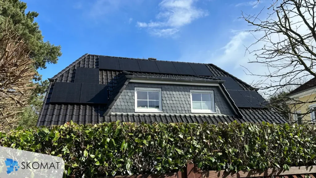 Instalacja fotowoltaiczna na dachu domu jednorodzinnego