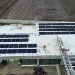 realizacja instalacji fotowoltaicznej na dachu budynku w miejscowości Proszowice