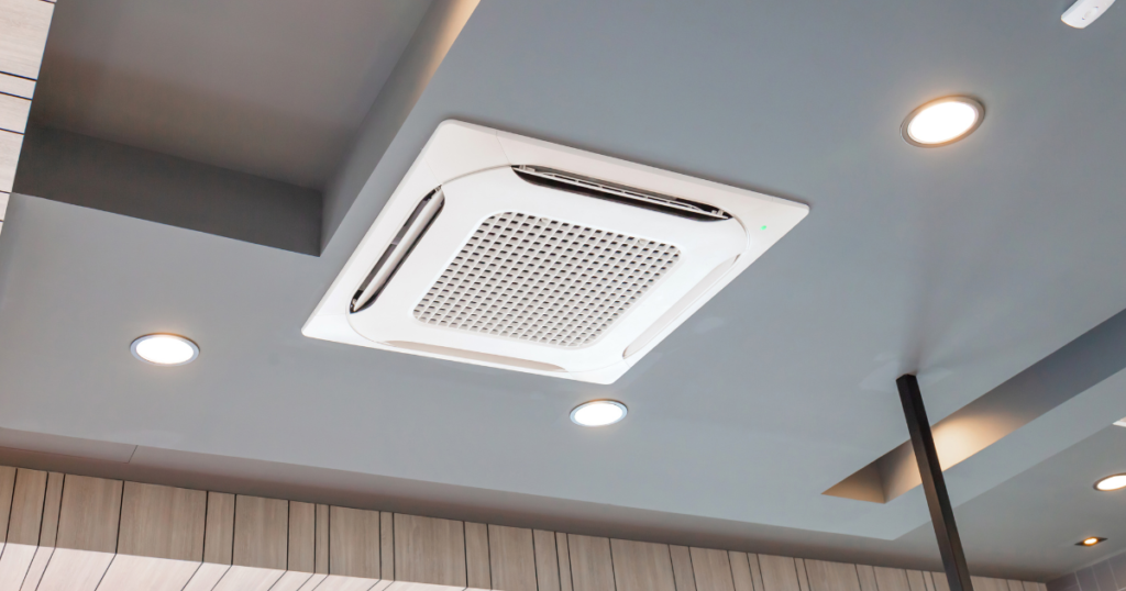 klimatyzator w suficie