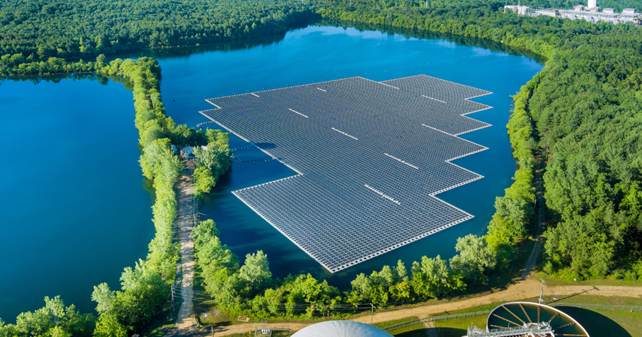 foktowoltaika na jeziorze
